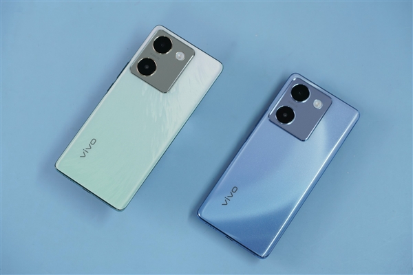 vivo史上最轻薄5000mAh手机！vivo Y100图赏