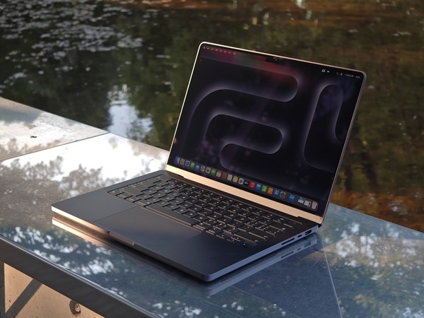 “一年两更”的MacBook Pro 依托M3系列芯片全面加速